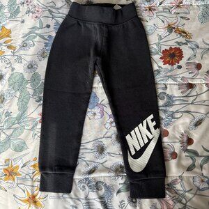 nike toddler pants 3T